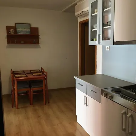 Apartments Villa More * Makarska