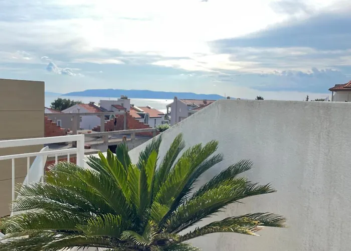 Apartments Villa More Μακάρσκα