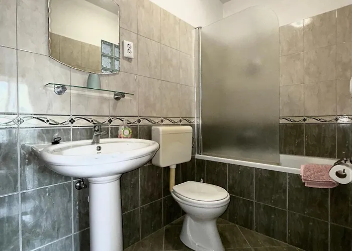 Apartments Villa More * Μακάρσκα