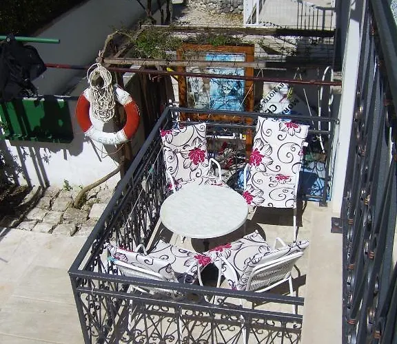 Apartments Villa More