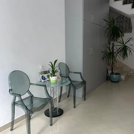 Daire Apartments Villa More *