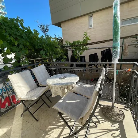 Apartments Villa More * ماكارسكا