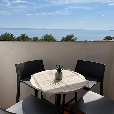 Daire Apartments Villa More