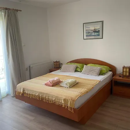 Apartments Villa More