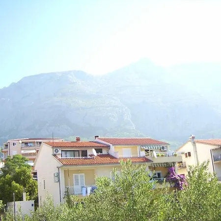 Apartments Villa More