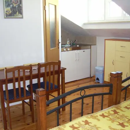 Apartments Villa More * Makarska