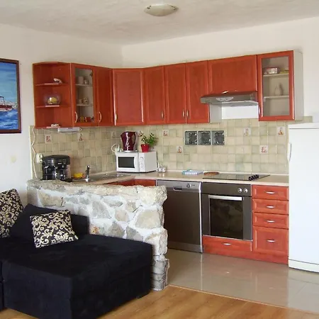 Apartments Villa More *