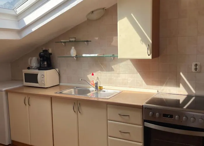 Daire Apartments Villa More *