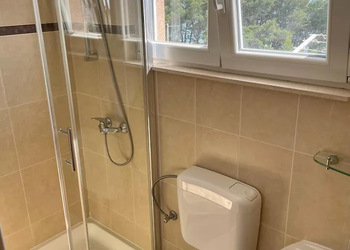 Daire Apartments Villa More Makarska