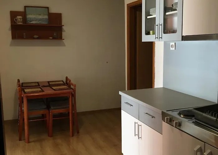 Apartments Villa More * Makarska