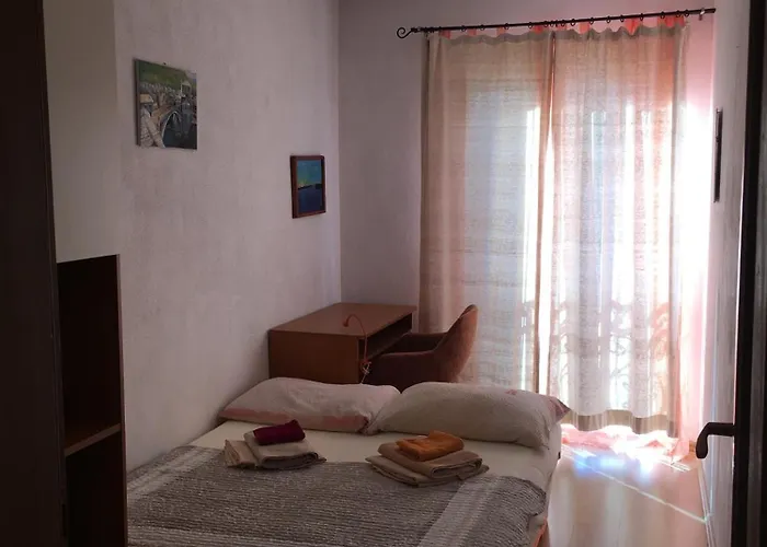 Daire Apartments Villa More *