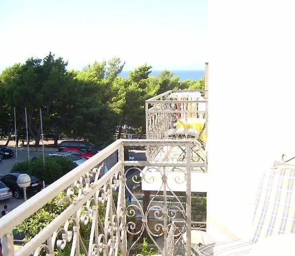 Daire Apartments Villa More