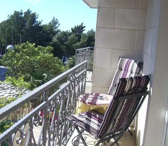 Apartments Villa More