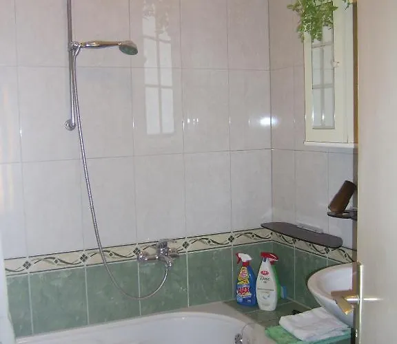 Apartments Villa More * Makarska