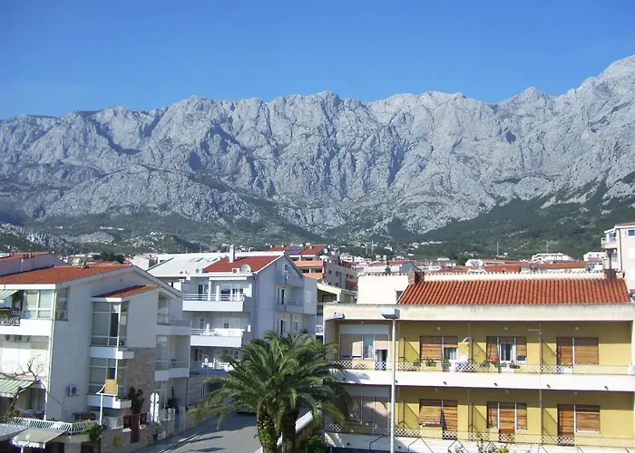 Apartments Villa More * Makarska