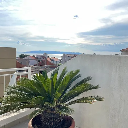 Apartments Villa More Makarska